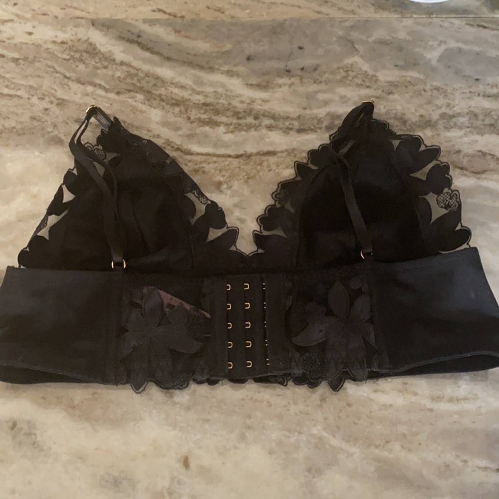 Victoria’s Secret Unlined Floral Embroidere Bra L - Picture 6 of 11